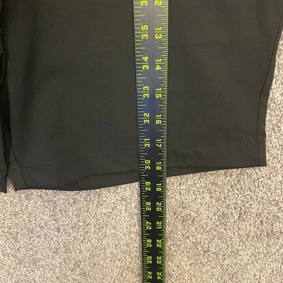 Tommy Bahama Active Women's Shorts 9" Bermuda Black Zip Front Pockets Size S NWT - Picture 12 of 16